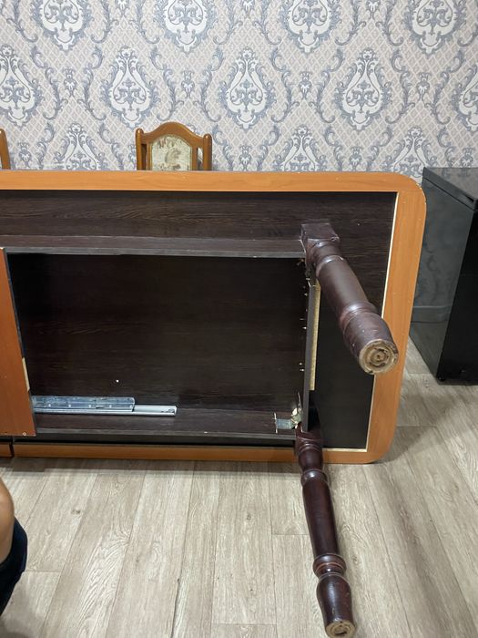 Продам стол 3 метровая