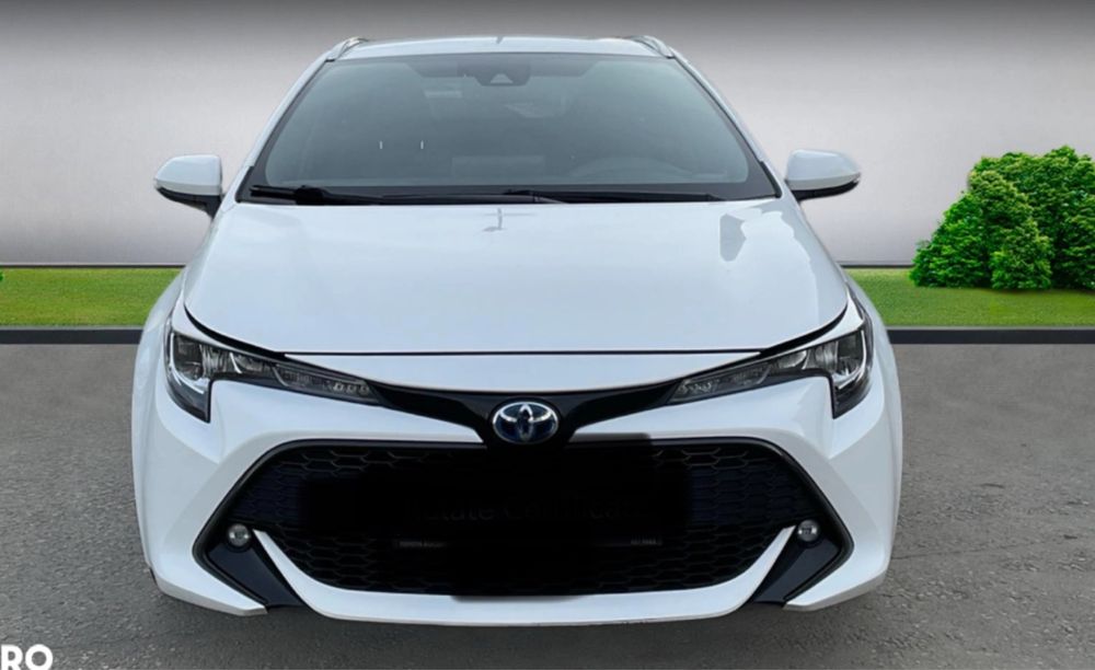 Inchiriez Toyota Corolla TS *nou pentru Bolt/Uber