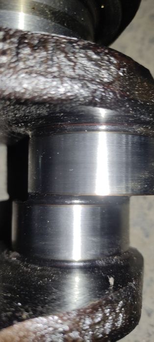 Продам коленвал в стд на Мерседес 112 об. 2.7