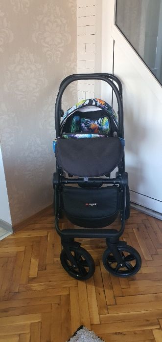 Детска количка. Запазена.