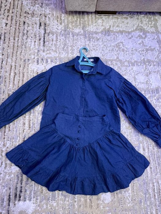 Синяя двойка с юбкой