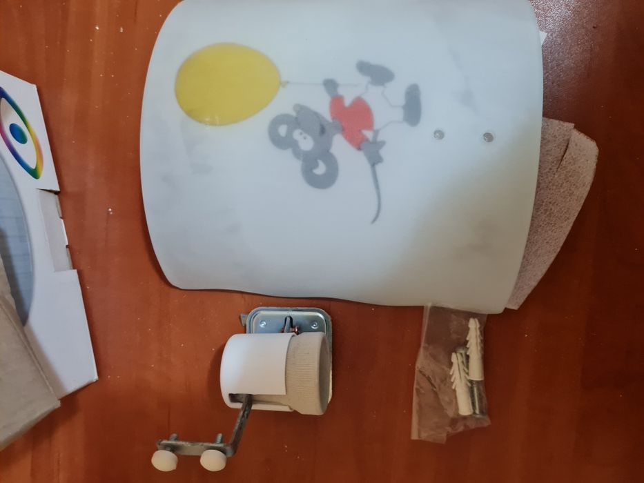 Плафон / плафони, лампа / лампи осветително тяло за таван /стена