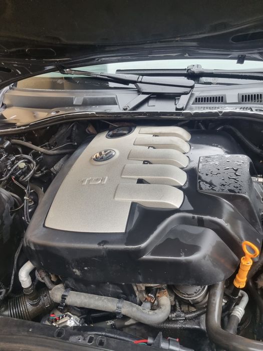 Touareg  2,5l  an  2009manuala