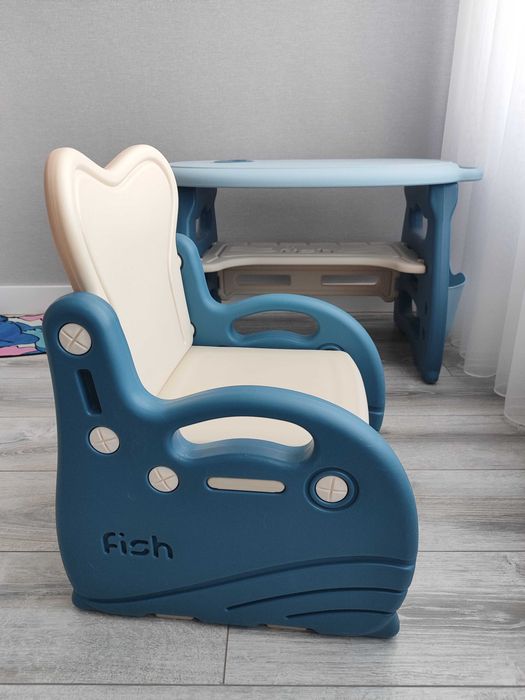 Набор столик со стульчиком Pituso Fish