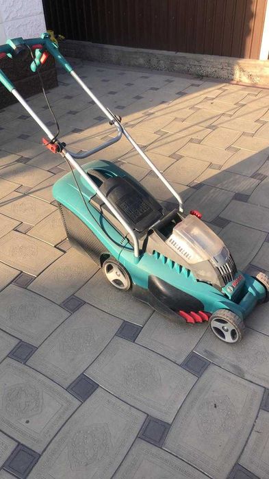 Газонокосилка безпроводная Bosch