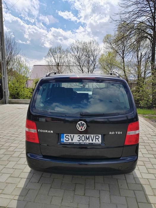 Vând Wolkswagen Touran
