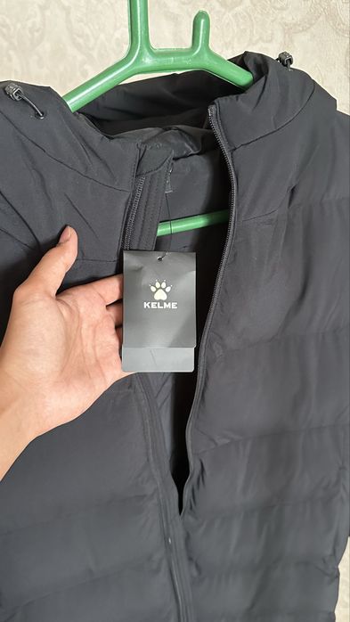 Продаю куртка от бренда KELME оригинал