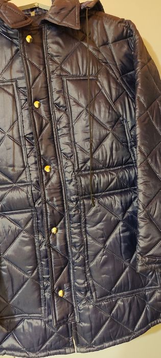 Мъжко зимно яке с качулка.