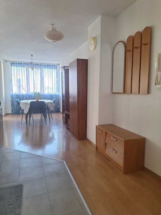 Двустаен апартамент под наем в района на Колхозен пазар Варна