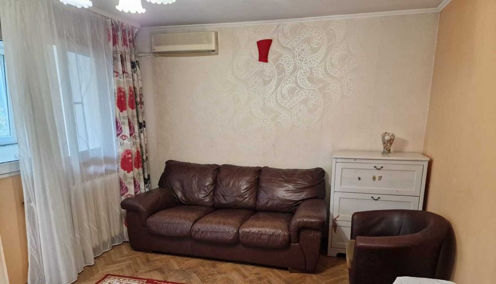 Inchiriere apartament 4 camere Al. Costinesti