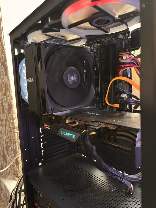 Игравой компьютер комплект сатылады!!! Срочно!!!