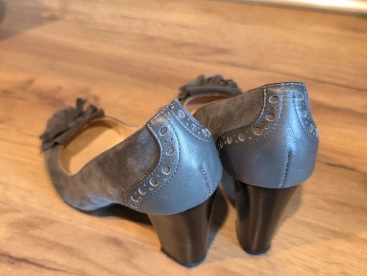 Pantofi cu toc din piele naturala Botta marimea 38