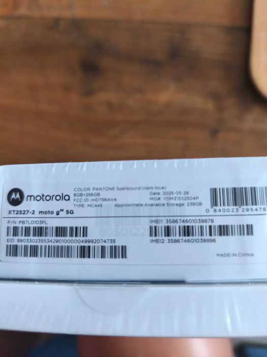 Продавам Moto g86 5G