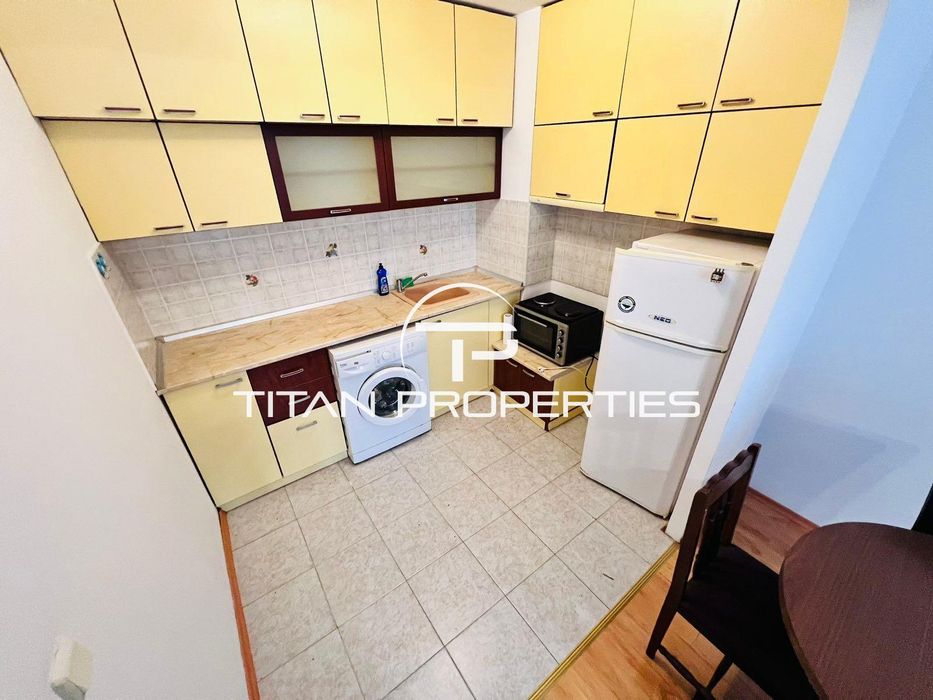 Дава се под наем Двустаен апартамент в Бургас, Славейков - 62 кв.м за 382.5 € - Снимка #1