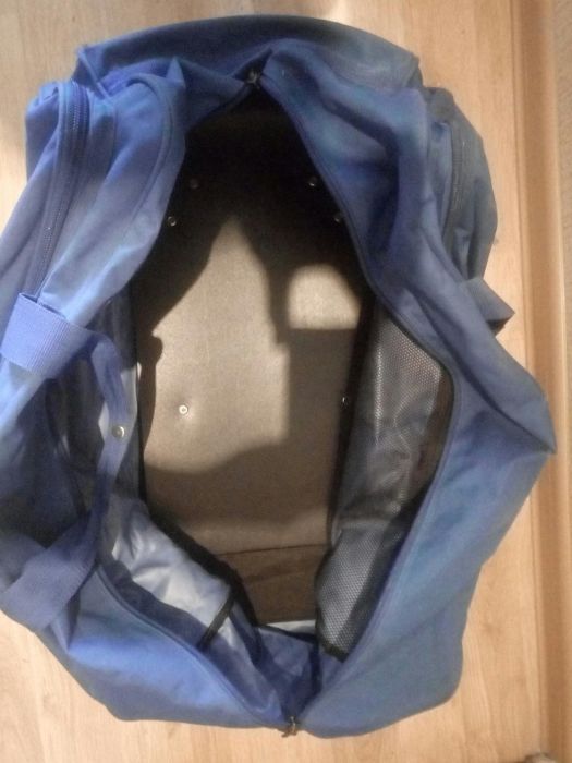 Спортивная сумка.