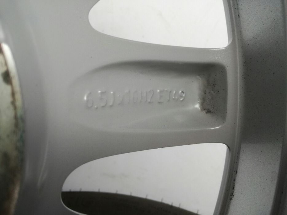 Mercedes, Мерцедес А+В класа 16 цола