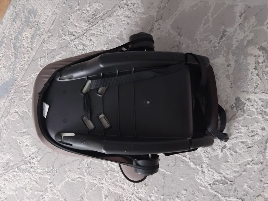 Продам автокресло