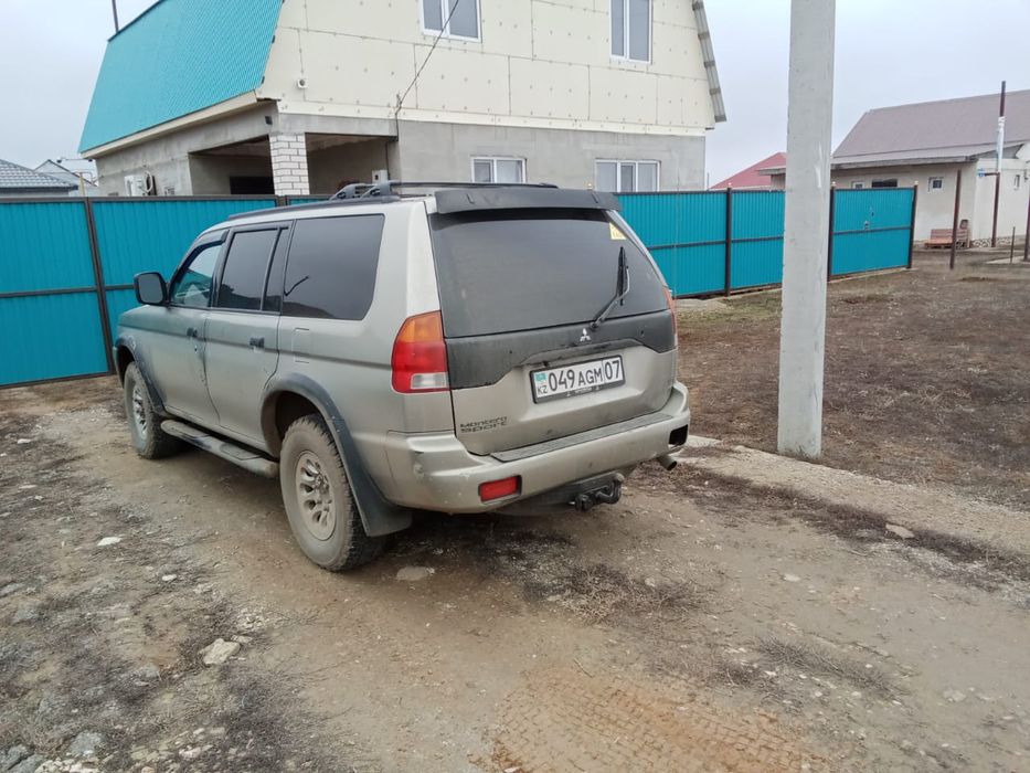 Продам авто Митсубиси Монтэро