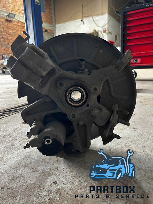 Макферсон с пружина ,шенкел, амортесьор Golf VI