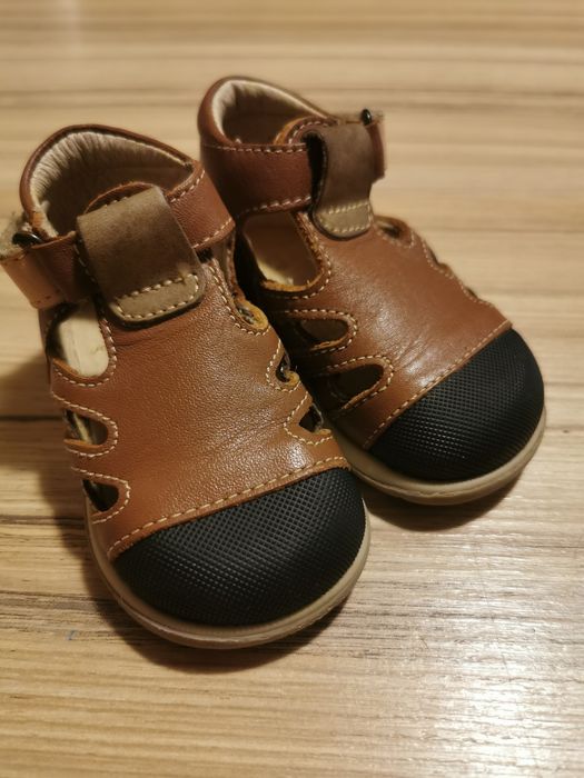 Sandale Bebe 17.