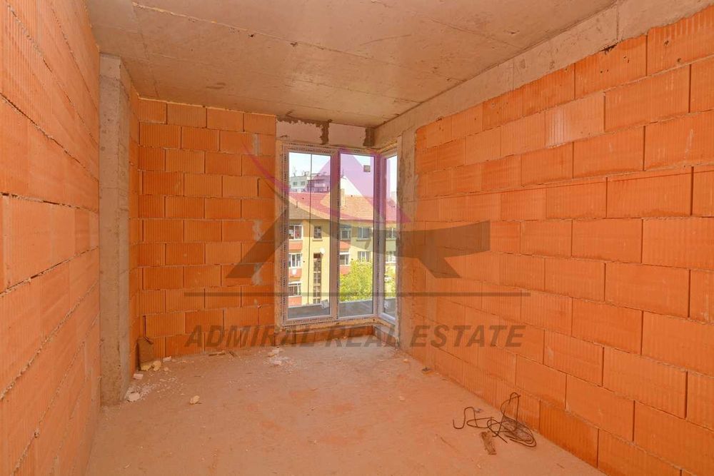 Продава се Тристаен апартамент в Варна, Колхозен пазар - 97 кв.м за 1825 €/кв.м - Снимка #3