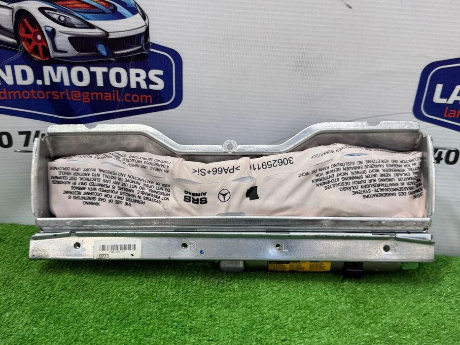 AIRBAG GENUNGHI ( 3 BUC.) MERCEDES BENZ C220 2012 CDI 2.1 DIESEL C-Class W204 COD OEM 204860200 2007-2015