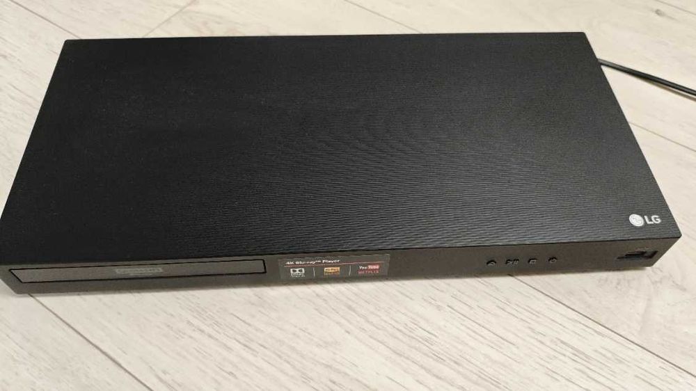 Blu-ray player 4K  LG UBK90, HDR, Dolby VISION, WIFI