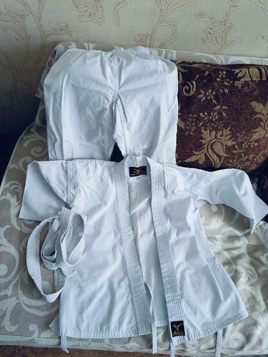 Продам кимано и защиту