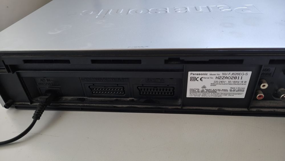 Video recorder Panasonic model NV FJ626 perfect