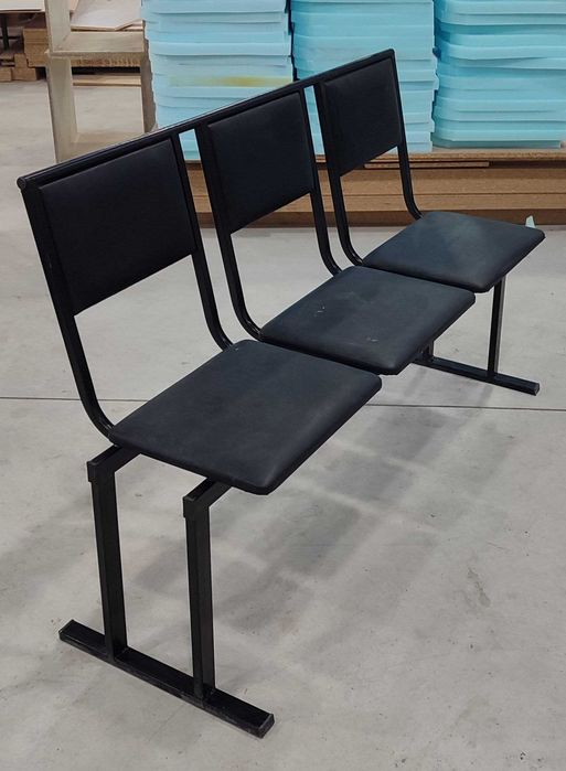 Уч ўринли стул (Скамья трехместная на металлокаркасе)