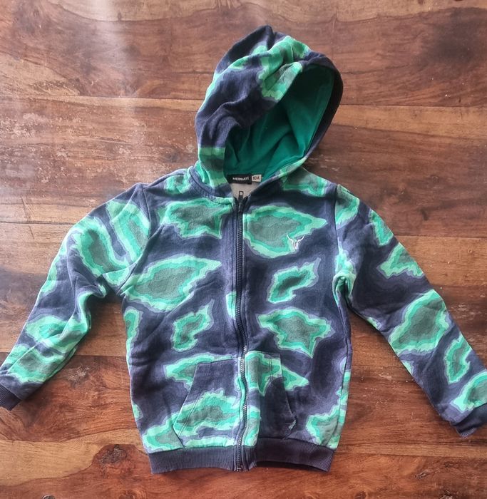 Детски спортен екип