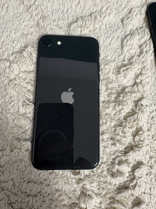 Vand iphone se 2022
