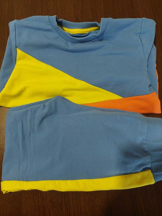 Панталони и комплекти за момче в размер 98-104