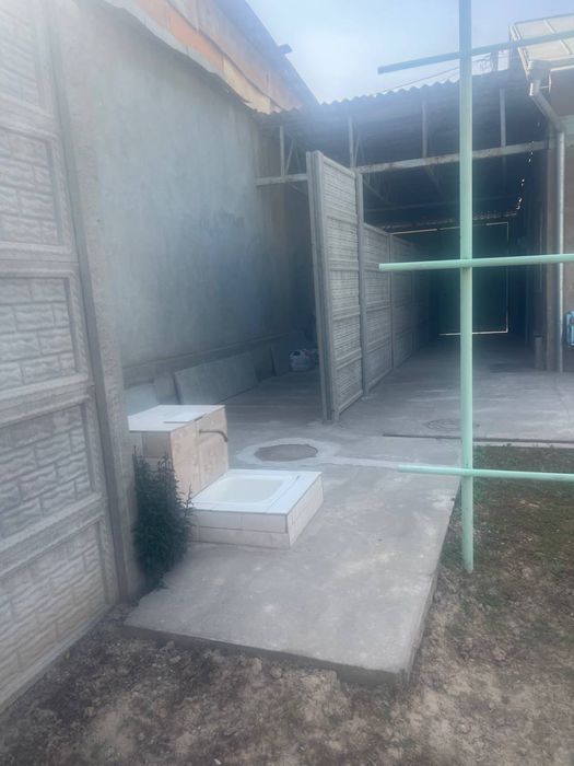 Uy sotiladi 3.2 sotix Bodomzor Yunusobod ROVD