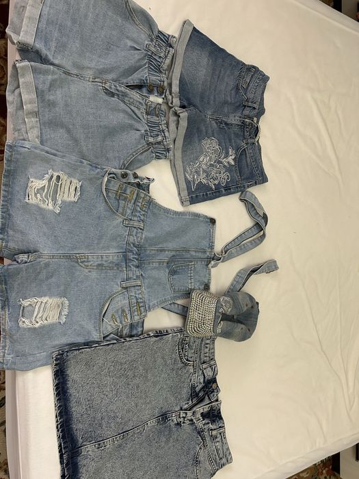 Продам джинсовые шорты и комбинезон
