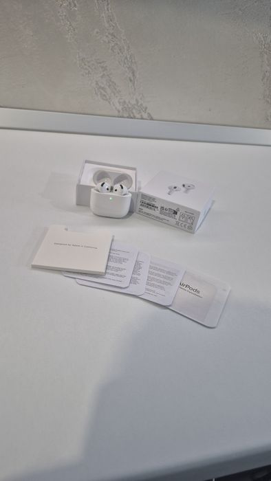 Airpods 4 Noi primite cadou