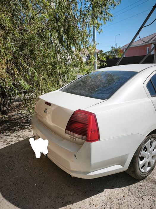 Машина Mitsubishi
