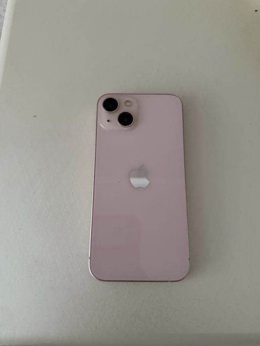 Продам iPhone 13