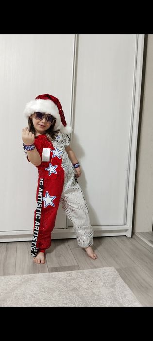 Продам костюм диско