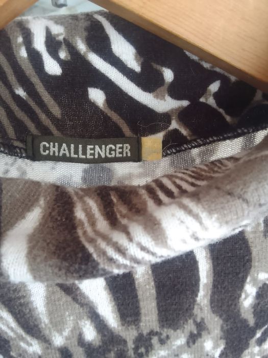 Продам платья на девушку.