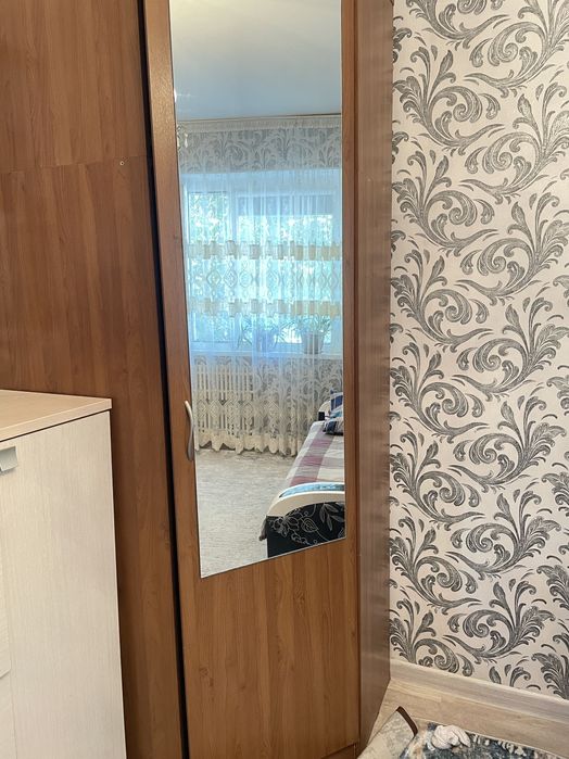 Шкаф диван стол продается