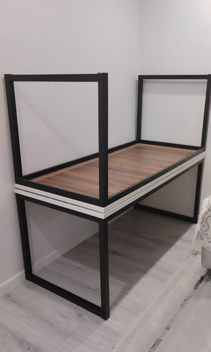 Продам стол 35000