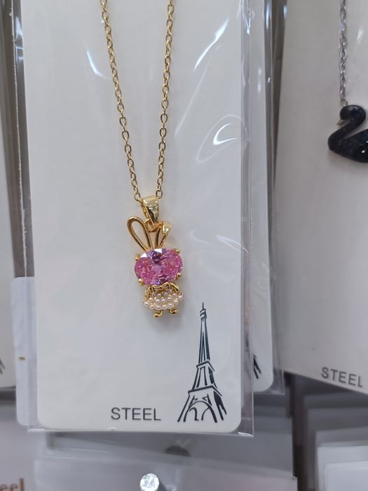 Всичко по 5€ броя