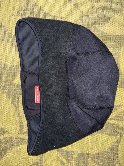 Шапка на Salewa Gore Windstopper