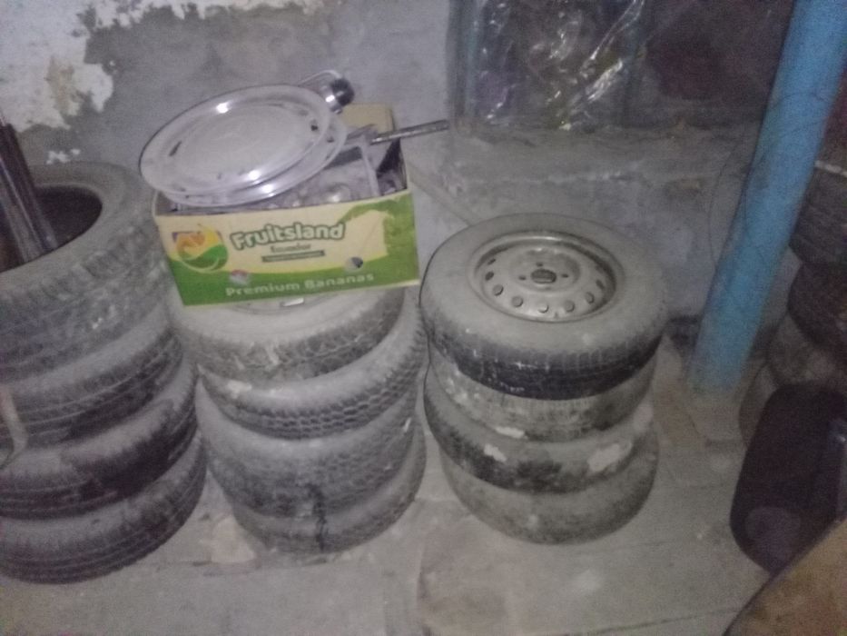 Продаются диски с резиной