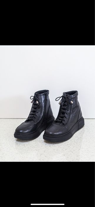 Обувь кожанная