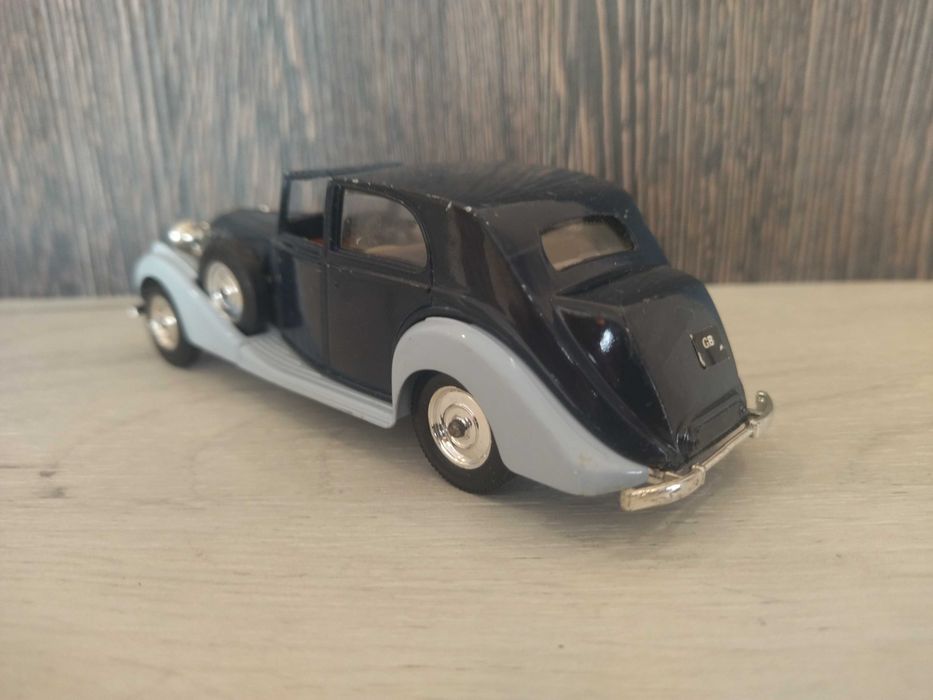 Колекционерска метална количка  Rolls Royce Phantom 1939 !!!