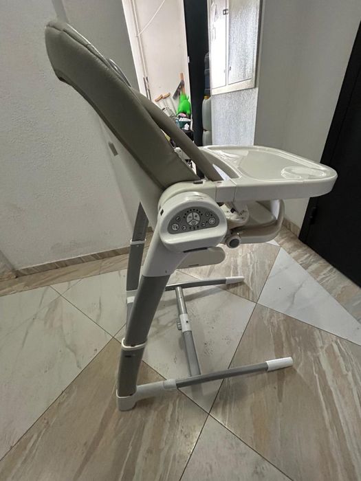 Детский стульчик для кормления