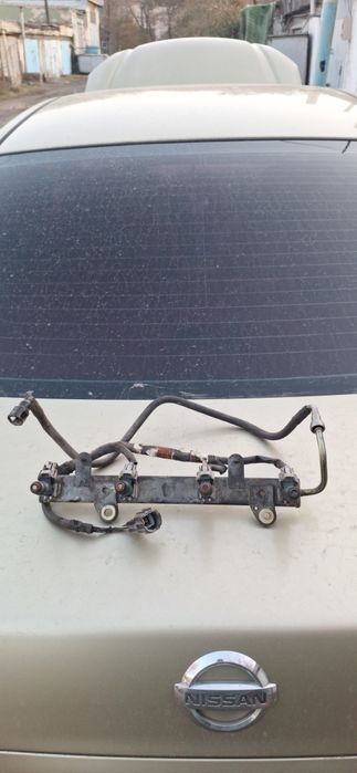 Форсунки топливная рампа проводка QR25DE