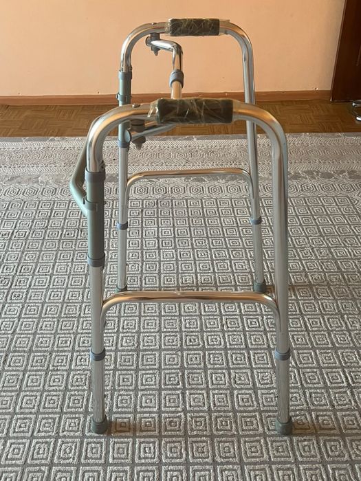 Ходунок для взрослый